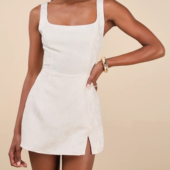 Lulu Elegant White Mini Romper - Picture 1 of 2